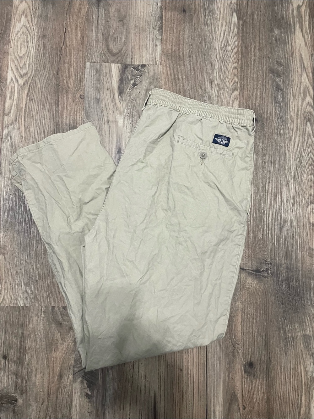 Dockers Men’s Casual Elastic-Waist Khaki Pants